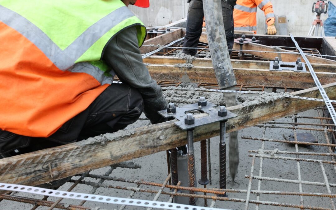Tidskapsel gjöts in i grunden för Lurens nya vridläktare